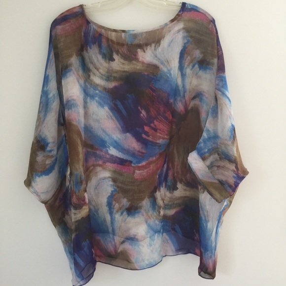 Sheer Chiffon Multicolored Batwing Sleeve Top. - Picture 2 of 5